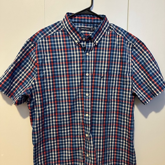 NAUTICA Shirts, Red Blue White Short Sleeves XL - Picture 2 of 7